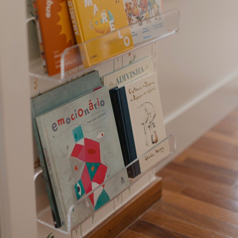 Prateleira porta Livros em acrílico - Itens leves 